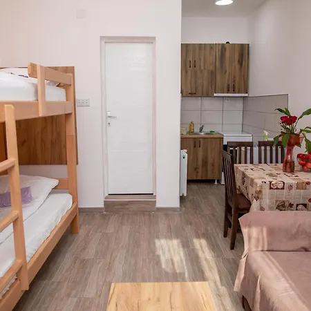 Kuca Stojanovica Topli Do Appartement *