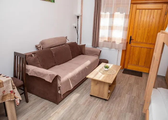 Kuca Stojanovica Topli Do *